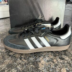 Adidas Samba ADV Originals Black White Gum Sneakers IE3100 Sz 8 Men’s Shoes
